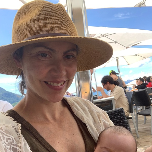 Meet your Posher, Tara - Picture 1 of 1